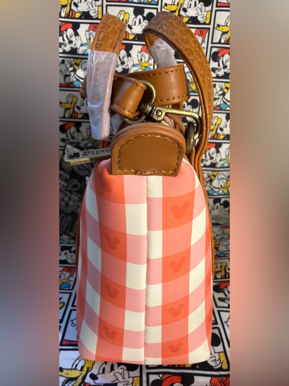 Loungefly Disney Mickey Mouse Gingham Picnic Basket Crossbody/Purse Bag, NWT - Picture 4 of 11